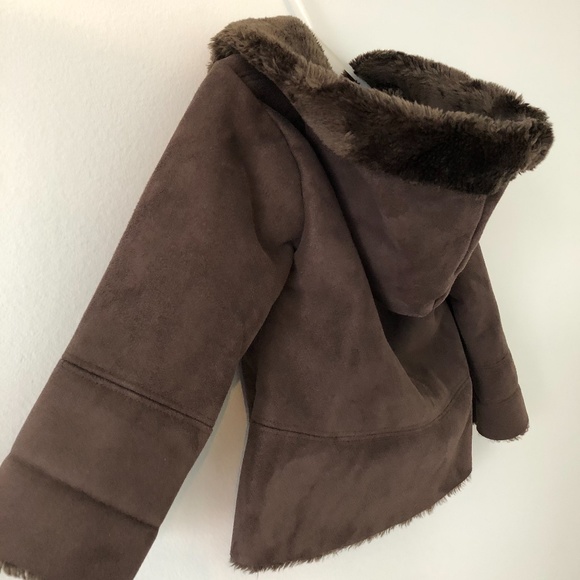 Faux Fur Jacket - Picture 6 of 7